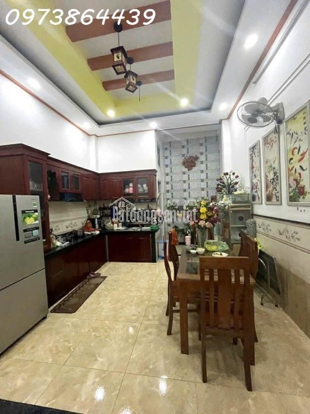 🏠 NHÀ ĐẸP 4 TẦNG –62M2 - 4PN -  HXH – GẦN CHỢ HIỆP THÀNH – Q12- Tp.HCM 
💰 Giá: 5,75 tỷ