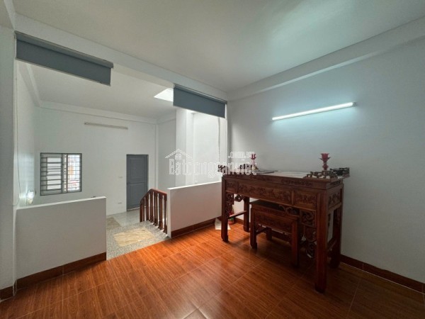 BÁN NHÀ ĐẸP NGỌC THỤY, LONG BIÊN – 43M², 4 TẦNG, GIÁ 7,5 TỶ