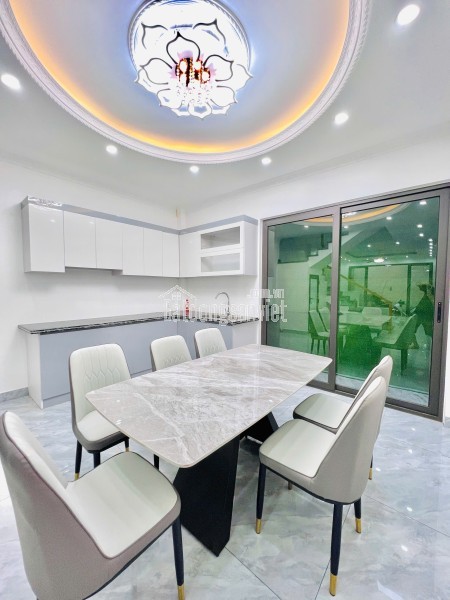 Bán Đất Tặng Nhà Cấp 4 Tại Phố Lê Lợi – Ngô Quyền, Hải Phòng – Ngõ Ô Tô Tránh – Vị Trí Trung Tâm