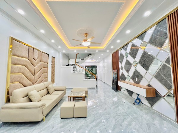 Bán Đất Tặng Nhà Cấp 4 Tại Phố Lê Lợi – Ngô Quyền, Hải Phòng – Ngõ Ô Tô Tránh – Vị Trí Trung Tâm