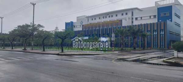 # Lô Góc 2 Mặt Tiền đường 7.5m sát ĐH FPT, ĐH Phan Châu Trinh, 4.x tỷ