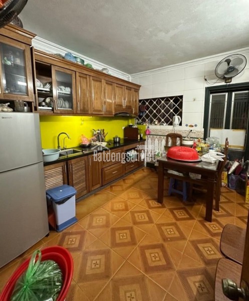 Bán nhà Trịnh Đình Cửu, Hoàng Mai, Phân lô, Vỉa hè, ô tô tránh, Kinh doanh, 33m2, 13.2 tỷ(CTL)