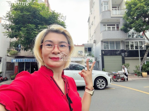 BÁN BIỆT THỰ MẶT PHỐ ĐẮNG DUNG, QUẬN 1 - VỊ TRÍ VÀNG, SỔ HỒNG CHÍNH CHỦ