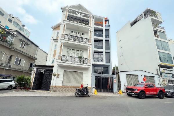 BÁN BIỆT THỰ MẶT PHỐ ĐẮNG DUNG, QUẬN 1 - VỊ TRÍ VÀNG, SỔ HỒNG CHÍNH CHỦ