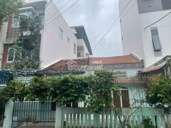 CẦN BÁN NHÀ MẶT TIỀN  Diện tích: 102m²  Giá bán: 11.8 tỷ (có thương lượng) mọi thông tin chi tiết