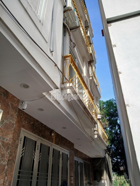 Công việc mất thời gian, cần kiên nhẫn. Phải nhập đủ thông tin: diện tích, giá, khu vực