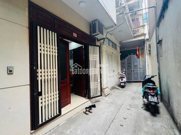 Bán Nhà Kim Hoa 27m2. 4 tầng. mặt tiền 6.5m. giá 7.85 tỷ Đống Đa Hà Nội