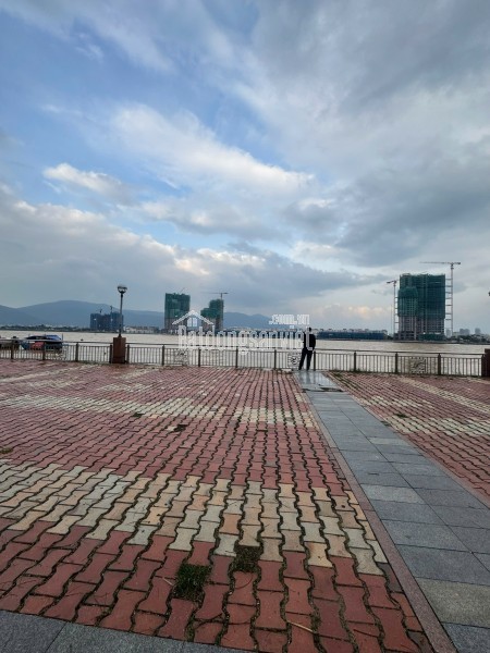 + Ngô Quang Huy, Sơn Trà, Đất vị trí đắc địa, phía sau vương thừa vũ và đối diện nhà hàng phước