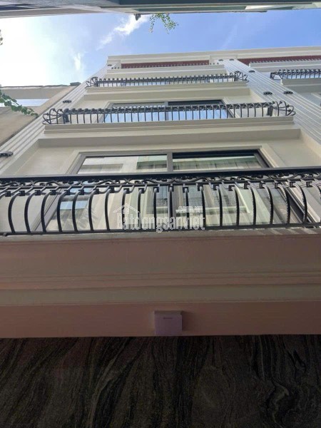 Bán nhà Cổ Linh 40m 6 tầng thang máy MT4.5m ô tô hơn 11 tỷ