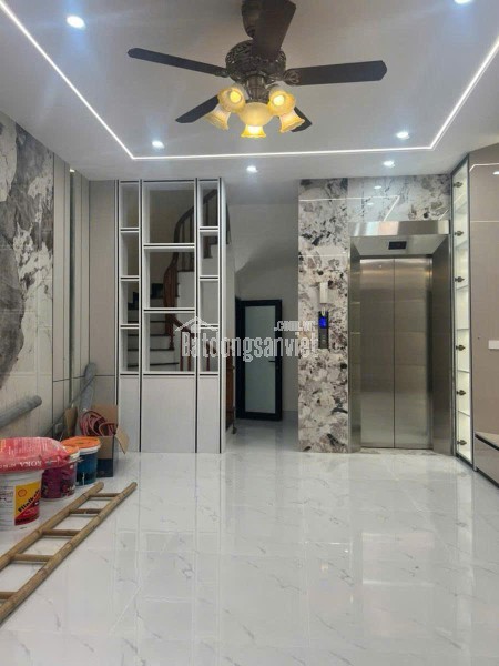 Bán nhà Cổ Linh 40m 6 tầng thang máy MT4.5m ô tô hơn 11 tỷ