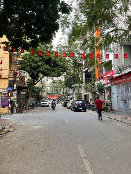 TRUNG TÂM BỒ ĐỀ, HÀNG XÓM BV TÂM ANH 31M2, 5 TẦNG, Ô TÔ ĐỖ CỔNG - CHỈ 8.X TỶ