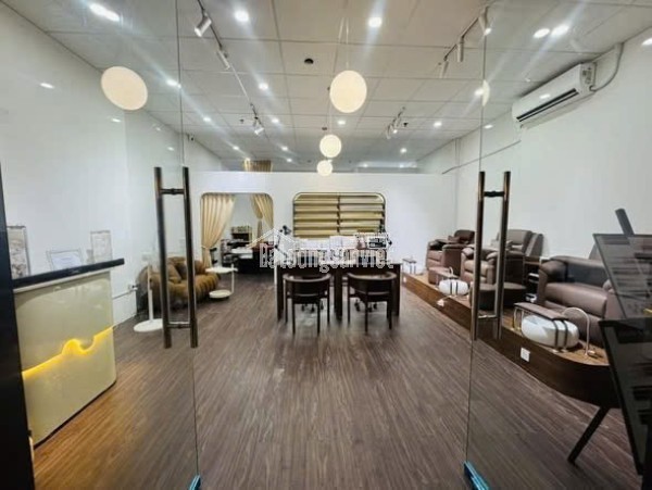 SANG GẤP TIỆM NAIL TẠI THE RAINBOW VINHOMES QUẬN 9 , LONG THẠNH MỸ