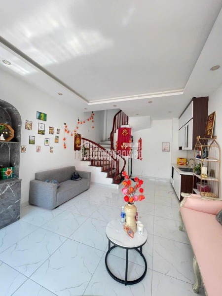 CHÍNH CHỦ BÁN NHÀ 3 TẦNG 1 TUM TRÂU QUỲ - GIA LÂM, GIÁ CHỈ 4.8 TỶ, LH 0985865658