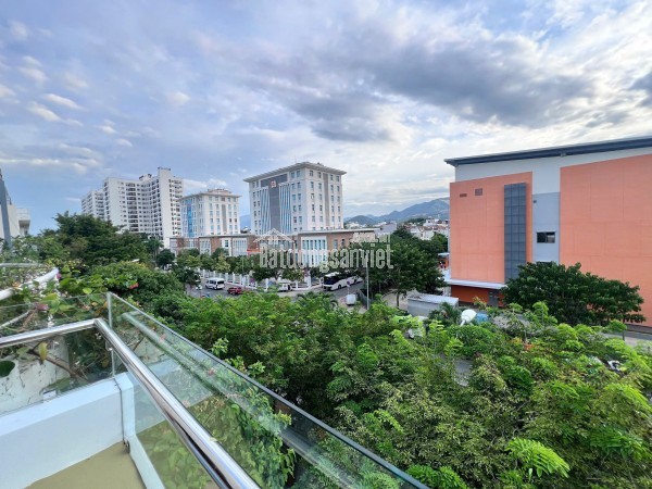 BÁN LÔ ĐẤT ĐẸP MẶT TIỀN ĐƯỜNG PHONG CHÂU, NAM NHA TRANG.