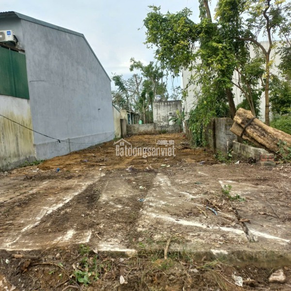 Bán lô 228m2 mặt đường Hồ Tông Thốc, gần Bệnh Viện Ba Lan, TP Vinh