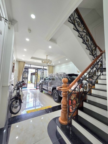 Bán nhà đường Man Thiện, Tăng Nhơn Phú A, Q9, Thủ Đức, TP HCM , DT 72m2, 4 tầng . Giá 9.8 tỷ.