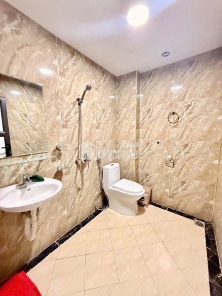 Bán nhà đẹp Ngọc Thụy hàng xóm phố cổ- Dân xây- Full NT- 40m 5 tầng nhỉnh 6 ty(TL)