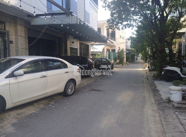 - Đất diện tích lớn, đường An thượng 22, gần Châu thị vĩnh tế, và nguyễn văn thoại.