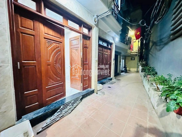 PHỐ SINH VIÊN VĂN TRÌ – BẮC TỪ LIÊM 8 PHÒNG CHO THUÊ – DOANH THU 30TR/TH – TẦM TIỀN BAY NHANH