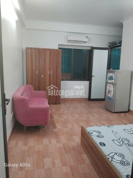 Cho thuê phòng số 1B ngõ 43 Trung Kính khép kín chỉ 3.5tr