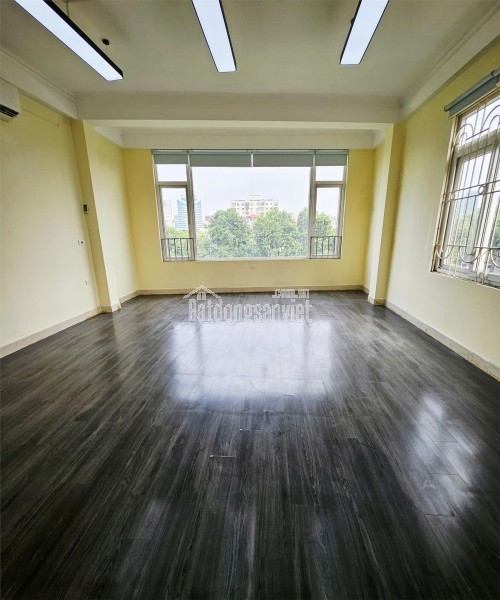 Cho thuê phòng số 1B ngõ 43 Trung Kính khép kín chỉ 3.5tr