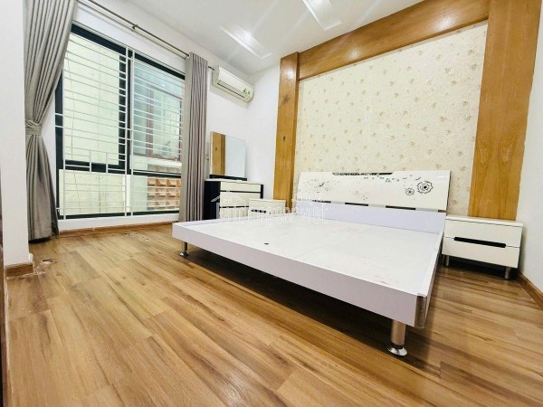 CỰC HIẾM KHƯƠNG TRUNG – MẶT NGÕ Ô TÔ TRÁNH – KINH DOANH ĐỈNH – GIÁ TỐT