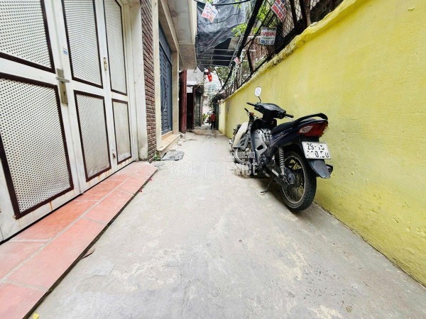 CỰC HIẾM KHƯƠNG TRUNG – MẶT NGÕ Ô TÔ TRÁNH – KINH DOANH ĐỈNH – GIÁ TỐT