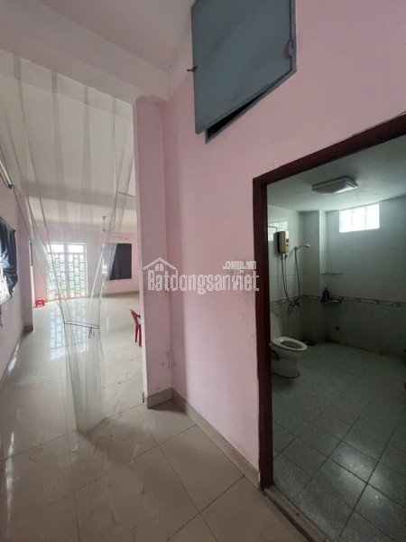 Nhà đẹp. Bình Tiên. Hẻm xe hơi 1 trục thẳng. Thuận tiện ra Hậu Giang , Đại lộ Võ Văn Kiệt, gần