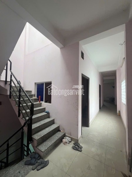 Nhà đẹp. Bình Tiên. Hẻm xe hơi 1 trục thẳng. Thuận tiện ra Hậu Giang , Đại lộ Võ Văn Kiệt, gần