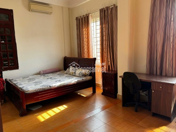 Cho thuê nhà ngõ 198 Dương Văn Bé 53m2 x 3.5 tầng, 13 triệu