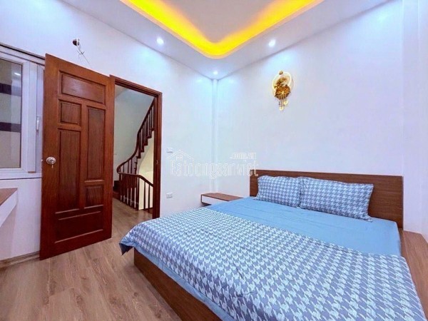 bán nhà đội cấn 45m xMT 4,5m 8,8 tỷ gần phố,dân xây