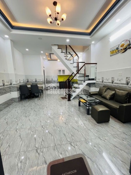 sát mặt tiền KINH DOANH  lâm văn bền Tân Quy Q 7

Ngang 5 Dài 10 CÓ 5 TÊ ĐÚC BÊ TÔNG