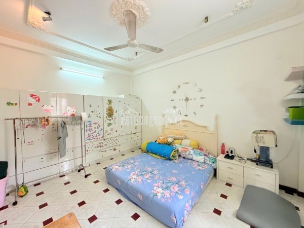 MUA NHÀ, ĐÓN TẾT. QUẬN TÂN BÌNH, SÀI GÒN, ĐƯỜNG LÊ LAI, NGANG 6,5M, 3 TẦNG, NHỈNH 10 TỶ.