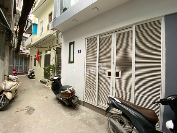 SANG NHƯỢNG CỬA HÀNG GIẶT LÀ – PHỐ THÁI THỊNH, ĐỐNG ĐA, HÀ NỘI