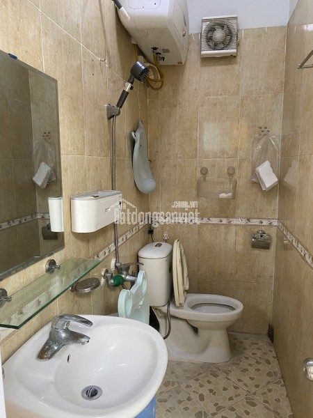 Cho thuê căn hộ chung cư mini 50m² tại ngõ 29 Khương Hạ, Thanh Xuân, Hà Nội.