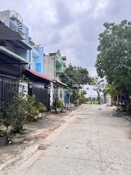 BÁN GẤP XƯỞNG (10x60) MẶT TIỀN NGUYỄN THỊ THỬ – HÓC MÔN