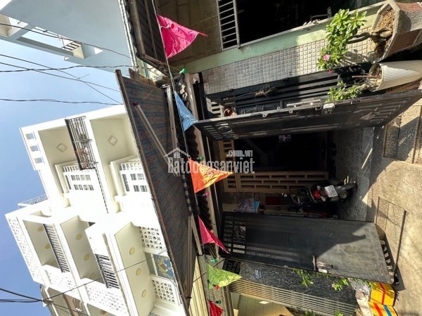 Nhà 3 tầng 53m2 hẻm Nguyễn Văn Quá, Tân Thới Hiệp Q12. Sổ Hồng. Giá 5.4 tỷ.