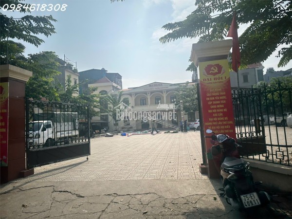 Bán đất đường Phương Canh 200m2, gần Cao đẳng FPT và công viên hồ điều hòa giá rẻ