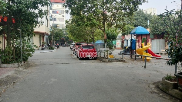 HẾT NHANH ĐỢT TRƯỚC – LẠC THỦY RA HÀNG KHU A, D & E NGÀY 18