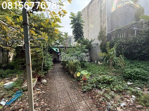 Căn Góc 2 Mặt Tiền – Hẻm Xe Hơi – hoạt động Đỉnh – Sát trước mặt Htp