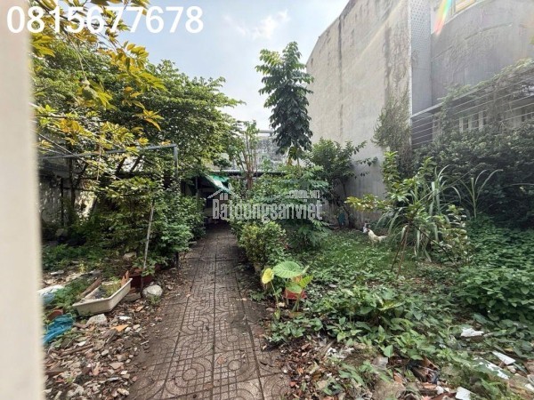 Căn Góc 2 Mặt Tiền – Hẻm Xe Hơi – hoạt động Đỉnh – Sát trước mặt Htp