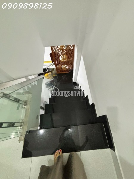 CHỦ CẦN GIẢI QUYẾT GẤP - GIẢM GIÁ 650TR, BÁN NHANH CĂN PHÂN LÔ VIP BÌNH TÂN