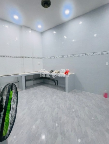 Bán nhà ngõ 85, Đường Lê Văn Việt, Hiệp Phú, Q.9, TP HCM. DT 80m2, 2 tầng, 4PN, 5,65  tỷ, sổ hồng.