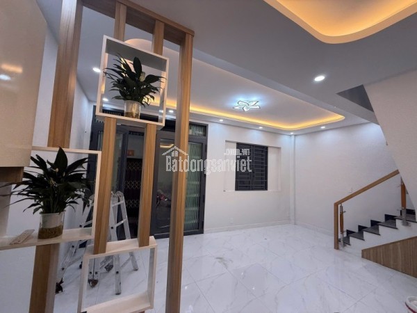 Bán nhà ngõ 85, Đường Lê Văn Việt, Hiệp Phú, Q.9, TP HCM. DT 80m2, 2 tầng, 4PN, 5,65  tỷ, sổ hồng.