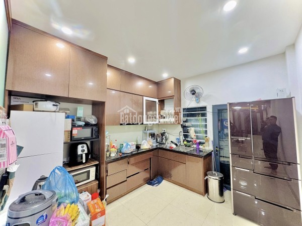 Bán nhà Bát Đàn, 85m2, 3 tầng, mặt tiền 3.3m, 23.5 tỉ, kinh doanh homestay đỉnh