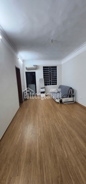 NHỈNH 9 TỶ CÓ NHÀ 24M Ô TÔ QUA NHÀ VỪA Ở VỬA KINH DOANH