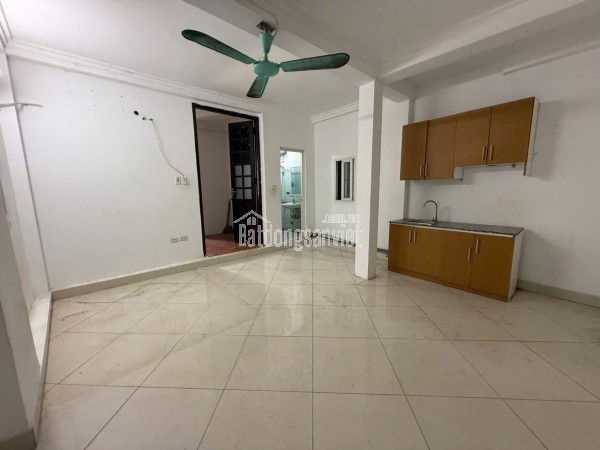 NHỈNH 9 TỶ CÓ NHÀ 24M Ô TÔ QUA NHÀ VỪA Ở VỬA KINH DOANH