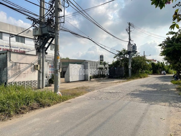 Bán nhà mặt tiền 1900m2 giá 68 tỷ Đường Nguyễn Thị Ngâu