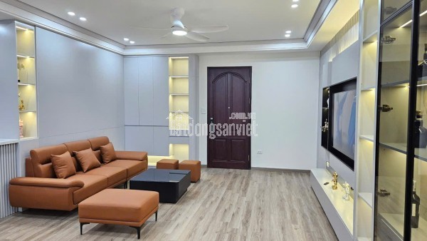 Bán SĐCC căn hộ 17T Trung Hòa Nhân Chính 120m², thiết kế 3PN 2WC, 12.5 tỷ Full đồ