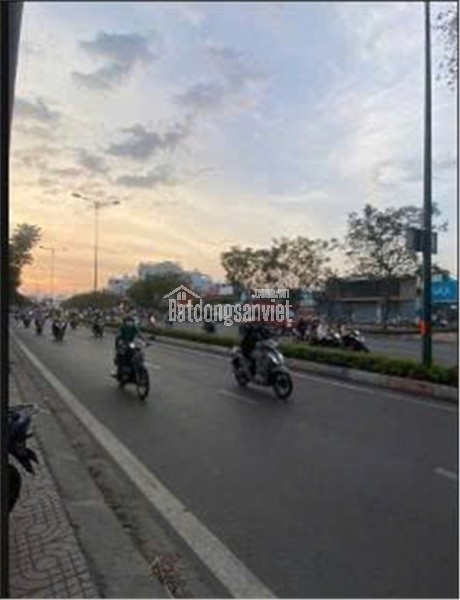 GIÁ TỐT - CHÍNH CHỦ Cần Bán Nhanh Căn Nhà Mặt Tiền Phạm Văn Đồng ,Thủ Đức, TP HCM